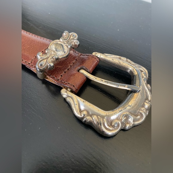 Vtg 90s FOSSIL Sz M Womens Brown Leather Western Belt Silver Concho Buckle Read - Picture 3 of 8